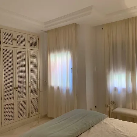 Beachside In * マルベーリャ